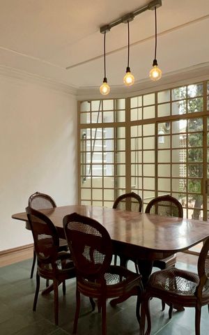 Casa para alugar com 306m², 4 quartos e 4 vagas Casa para alugar com 306m², 4 quartos e 4 vagasSala de Jantar