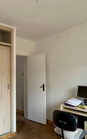 Casa para alugar com 306m², 4 quartos e 4 vagas Casa para alugar com 306m², 4 quartos e 4 vagasEscritório