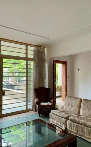 Casa para alugar com 306m², 4 quartos e 4 vagas Casa para alugar com 306m², 4 quartos e 4 vagasSala