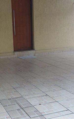 Casa à venda com 68m², 2 quartos e 2 vagas Casa à venda com 68m², 2 quartos e 2 vagasGaragem