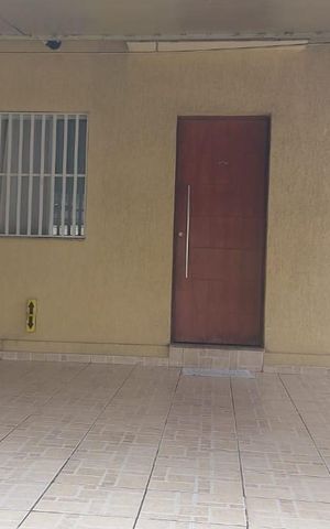 Casa à venda com 68m², 2 quartos e 2 vagas Casa à venda com 68m², 2 quartos e 2 vagasGaragem