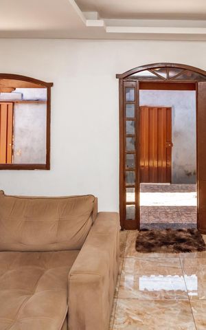 Casa à venda com 300m², 2 quartos e 5 vagasSala