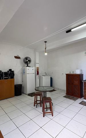 Casa à venda com 185m², 3 quartos e 2 vagas Casa à venda com 185m², 3 quartos e 2 vagasÁrea gourmet