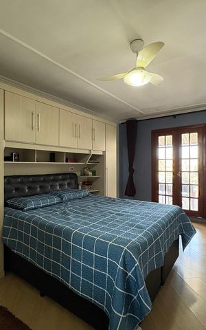 Casa à venda com 185m², 3 quartos e 2 vagas Casa à venda com 185m², 3 quartos e 2 vagasSuite 1