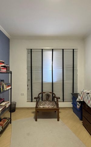 Casa à venda com 185m², 3 quartos e 2 vagas Casa à venda com 185m², 3 quartos e 2 vagasEscritório