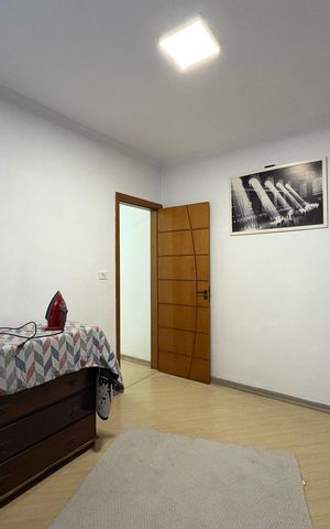 Casa à venda com 185m², 3 quartos e 2 vagas Casa à venda com 185m², 3 quartos e 2 vagasEscritório