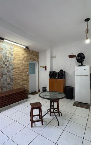 Casa à venda com 185m², 3 quartos e 2 vagas Casa à venda com 185m², 3 quartos e 2 vagasÁrea gourmet