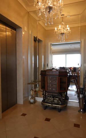 Apartamento à venda com 425m², 5 quartos e 6 vagasHall de entrada