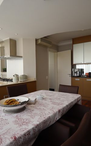 Apartamento à venda com 425m², 5 quartos e 6 vagasCopa