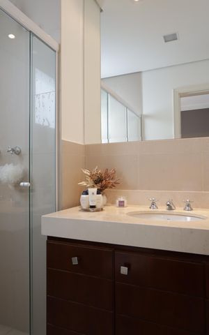 Apartamento à venda com 425m², 5 quartos e 6 vagasBanheiro da Suíte 2