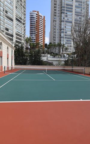 Apartamento à venda com 425m², 5 quartos e 6 vagasQuadra