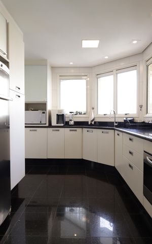 Apartamento à venda com 425m², 5 quartos e 6 vagasCozinha