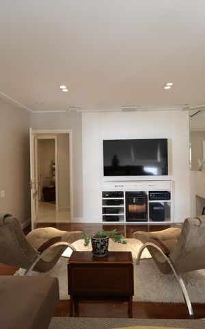 Apartamento à venda com 425m², 5 quartos e 6 vagasSala de TV