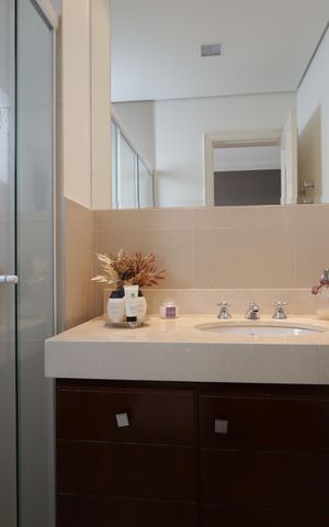 Apartamento à venda com 425m², 5 quartos e 6 vagasBanheiro da Suíte 2