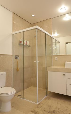 Apartamento à venda com 425m², 5 quartos e 6 vagasBanheiro da Suíte 4