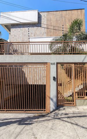 Apartamento para alugar com 40m², 2 quartos e 1 vaga Apartamento para alugar com 40m², 2 quartos e 1 vagaFachada