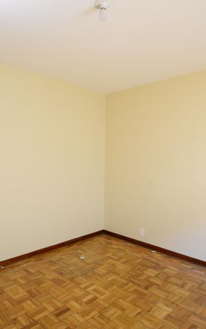 Casa à venda com 330m², 3 quartos e 7 vagasQuarto 2