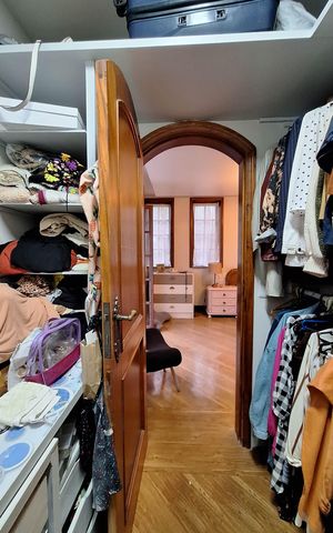 Casa à venda com 375m², 5 quartos e 3 vagas Casa à venda com 375m², 5 quartos e 3 vagasCloset da suíte 1