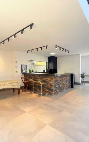Casa de condomínio à venda com 149m², 3 quartos e 4 vagasEspaço Gourmet