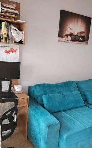 Casa à venda com 170m², 3 quartos e 2 vagas Casa à venda com 170m², 3 quartos e 2 vagasSala