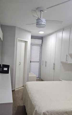 Casa à venda com 170m², 3 quartos e 2 vagas Casa à venda com 170m², 3 quartos e 2 vagasSuíte