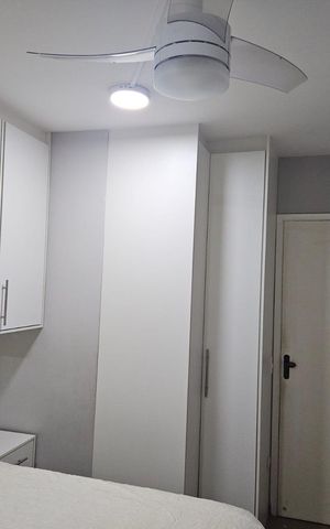 Casa à venda com 170m², 3 quartos e 2 vagas Casa à venda com 170m², 3 quartos e 2 vagasSuíte