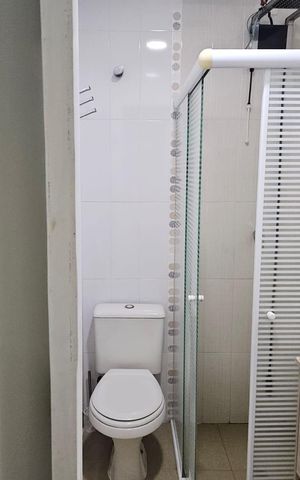 Casa à venda com 170m², 3 quartos e 2 vagas Casa à venda com 170m², 3 quartos e 2 vagasBanheiro Social