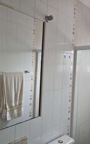 Casa à venda com 170m², 3 quartos e 2 vagas Casa à venda com 170m², 3 quartos e 2 vagasBanheiro da Suíte