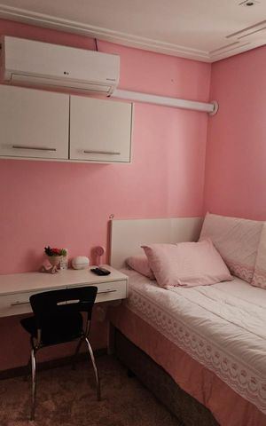 Casa à venda com 170m², 3 quartos e 2 vagas Casa à venda com 170m², 3 quartos e 2 vagasQuarto 1