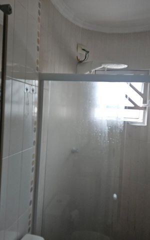 Casa à venda com 170m², 3 quartos e 2 vagas Casa à venda com 170m², 3 quartos e 2 vagasBanheiro da Suíte