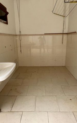 Casa à venda com 900m², 7 quartos e 4 vagas Casa à venda com 900m², 7 quartos e 4 vagasÁrea de Serviço