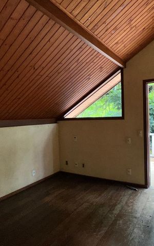 Casa à venda com 900m², 7 quartos e 4 vagas Casa à venda com 900m², 7 quartos e 4 vagasSuíte 2