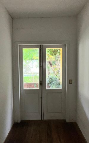 Casa à venda com 900m², 7 quartos e 4 vagas Casa à venda com 900m², 7 quartos e 4 vagasQuarto 3
