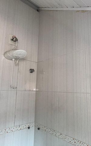 Casa à venda com 900m², 7 quartos e 4 vagas Casa à venda com 900m², 7 quartos e 4 vagasBanheiro Social