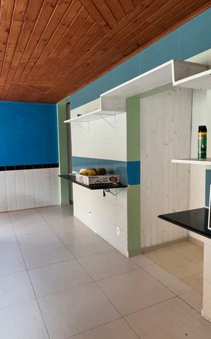 Casa à venda com 900m², 7 quartos e 4 vagas Casa à venda com 900m², 7 quartos e 4 vagasCozinha