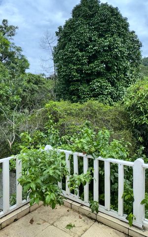 Casa à venda com 900m², 7 quartos e 4 vagas Casa à venda com 900m², 7 quartos e 4 vagasVaranda da Suíte 3