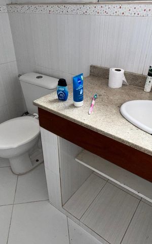 Casa à venda com 900m², 7 quartos e 4 vagas Casa à venda com 900m², 7 quartos e 4 vagasBanheiro Social