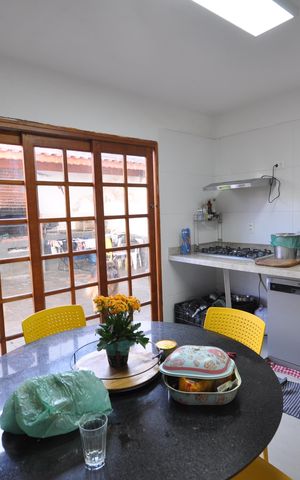 Casa à venda com 200m², 4 quartos e 2 vagasCozinha