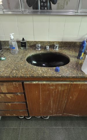 Casa à venda com 200m², 4 quartos e 2 vagasBanheiro Social