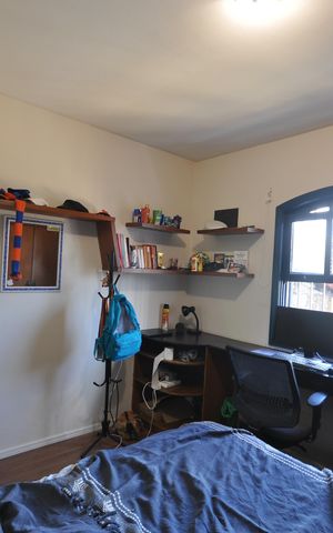 Casa à venda com 200m², 4 quartos e 2 vagasQuarto 