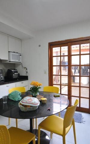 Casa à venda com 200m², 4 quartos e 2 vagasCozinha