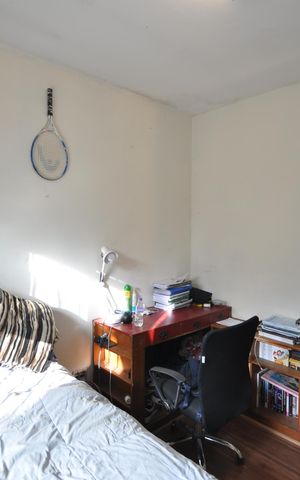 Casa à venda com 200m², 4 quartos e 2 vagasSuíte 2
