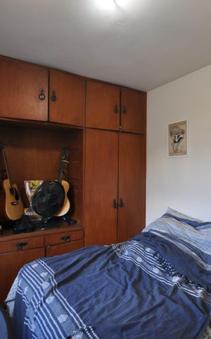Casa à venda com 200m², 4 quartos e 2 vagasQuarto 