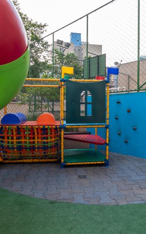 Apartamento para alugar com 77m², 2 quartos e 2 vagasÁrea comum - Playground