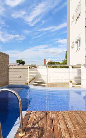 Apartamento à venda com 128m², 3 quartos e sem vaga Apartamento à venda com 128m², 3 quartos e sem vagaÁrea comum - Piscina