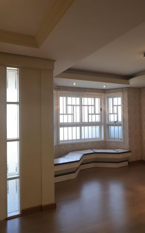 Casa à venda com 270m², 3 quartos e 3 vagasSala 1