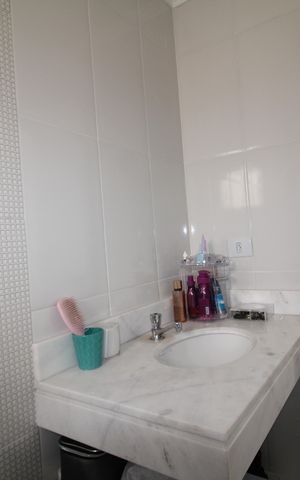 Casa à venda com 100m², 3 quartos e 2 vagasQuarto 2 - Banheiro
