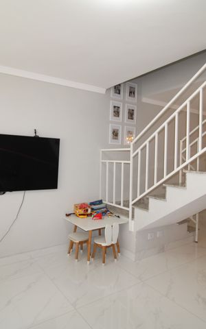 Casa à venda com 100m², 3 quartos e 2 vagasSala/Cozinha