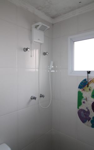 Casa à venda com 100m², 3 quartos e 2 vagasQuarto 1 - Banheiro