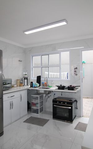 Casa à venda com 100m², 3 quartos e 2 vagasSala/Cozinha